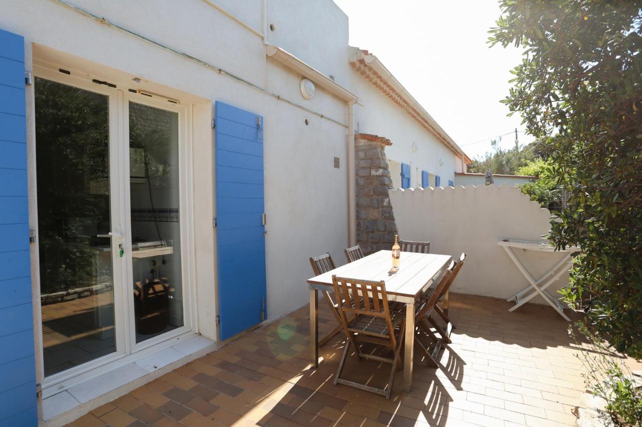 Appartements Acces Prive Plage De La Bergerie Hyères Exterior foto
